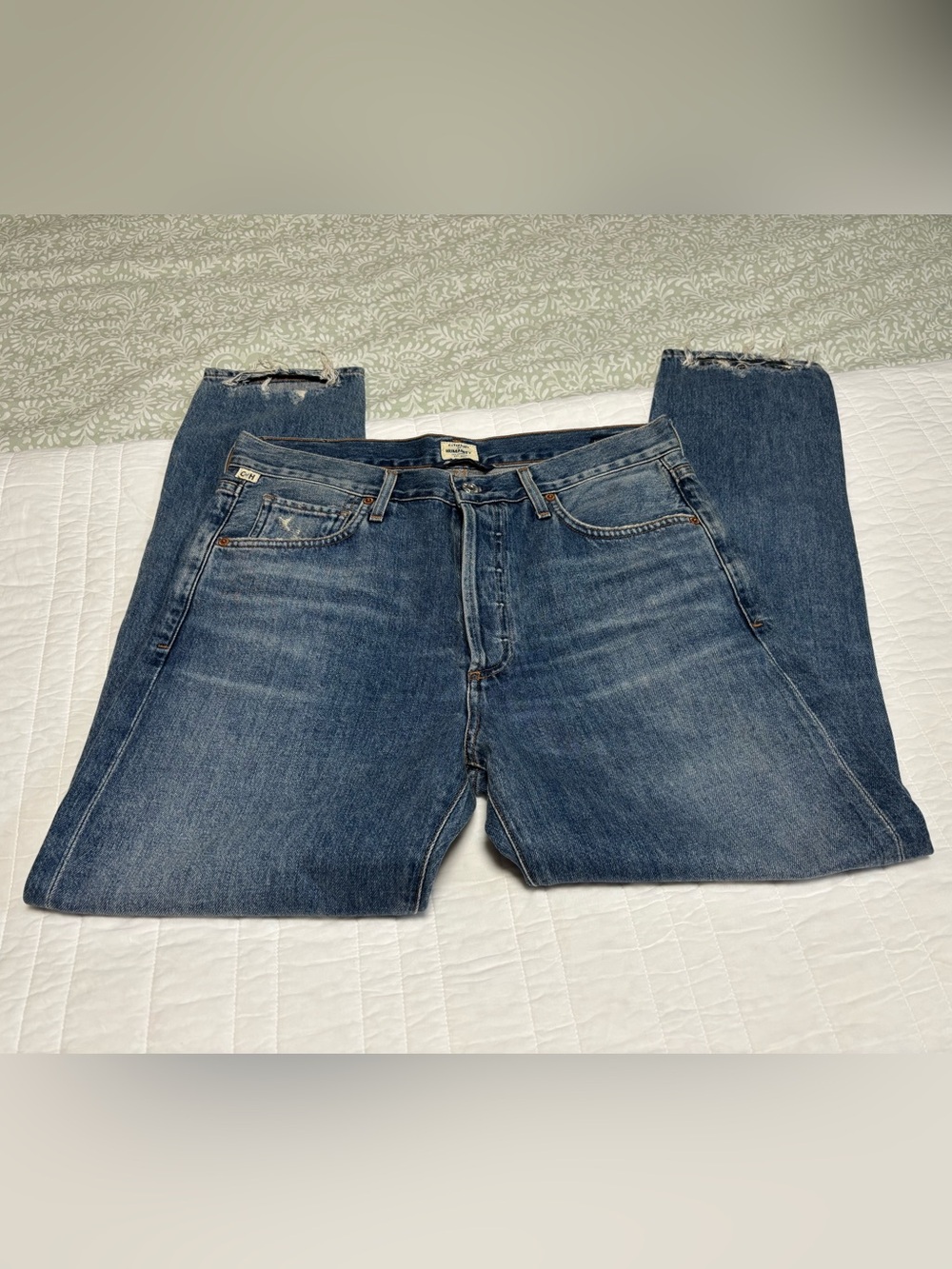 Citizens Of Humanity LIYA High Rise Classic Fit Crop Distressed Jeans - 29